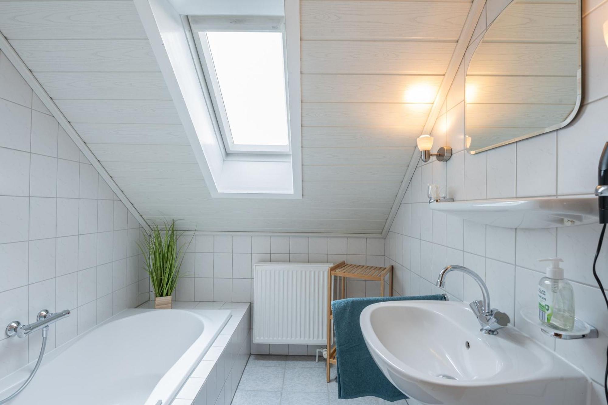 Pop S Huus 35226 Holtland