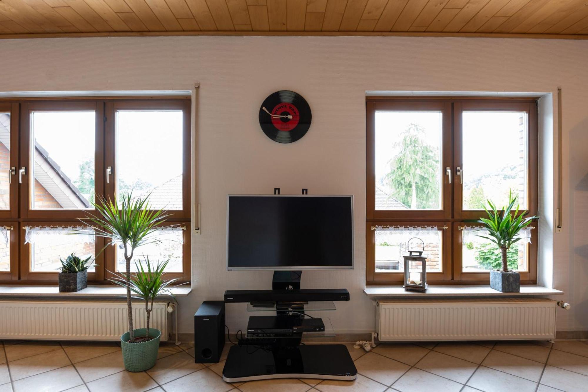 Apartment Pop S Huus 35226 *